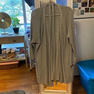 Simply Vera Vera Wang Gray Women's Sweater